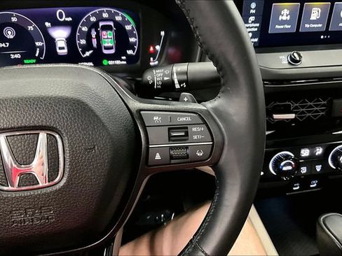 Used 2024 Honda Accord EX-L image 28