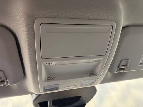 Used 2022 Ford Escape SE w/ Convenience Package FWD image 31