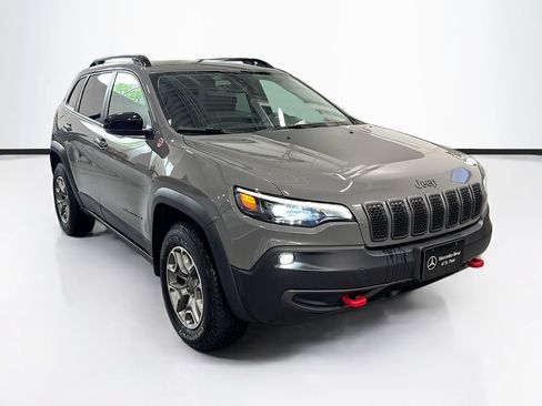 Used 2022 Jeep Cherokee Trailhawk AWD/4WD image 3