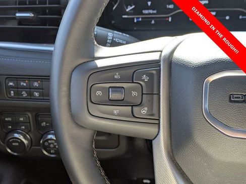 Used 2024 GMC Yukon Denali image 18