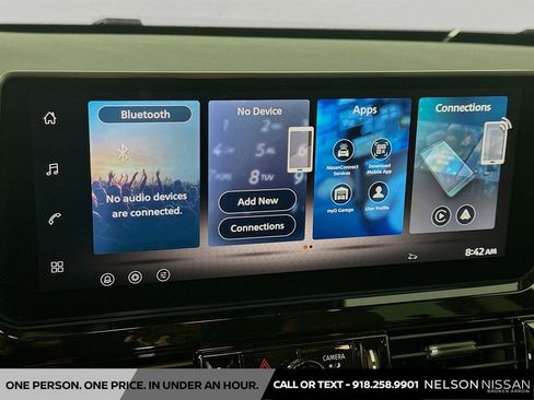 New 2026 Nissan Pathfinder Platinum image 14