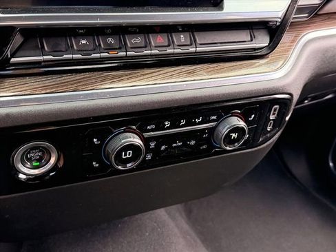 Used 2023 Chevrolet Silverado 1500 LT image 19