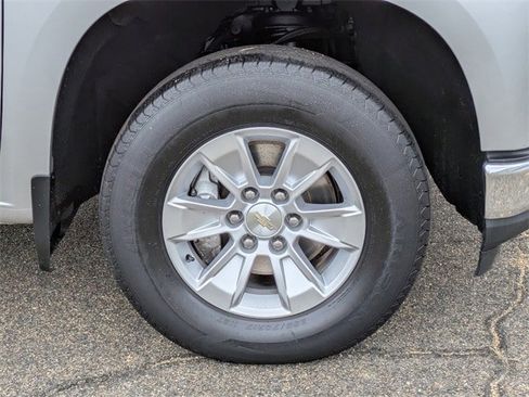 Used 2022 Chevrolet Silverado 1500 LT image 11
