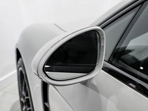 Used 2023 Porsche Panamera Turbo S image 38