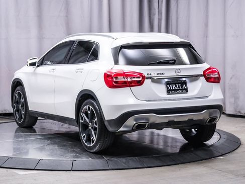Used 2019 Mercedes-Benz GLA 250 image 2