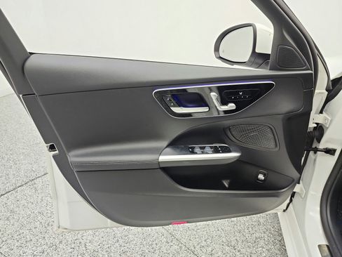 Used 2023 Mercedes-Benz C 300 Sedan image 15