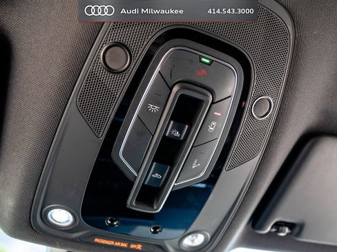 Used 2023 Audi Q5 2.0T Premium w/ Convenience Package AWD/4WD image 37
