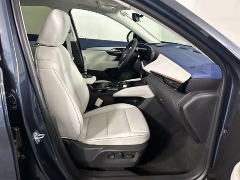 Used 2026 Buick Envision Avenir image 28