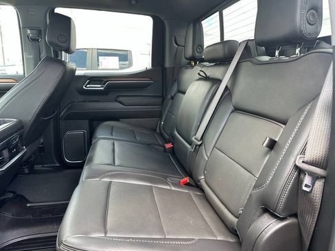 Used 2024 GMC Sierra 1500 Denali AWD/4WD image 11
