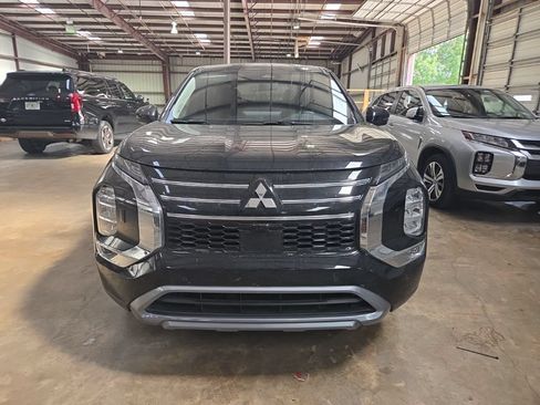 Used 2025 Mitsubishi Outlander SE AWD/4WD image 7