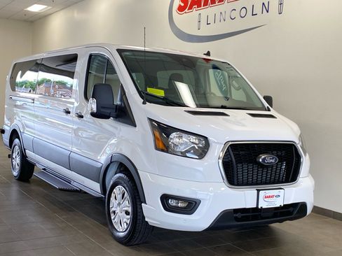 Used 2023 Ford Transit 350 XLT RWD image 2