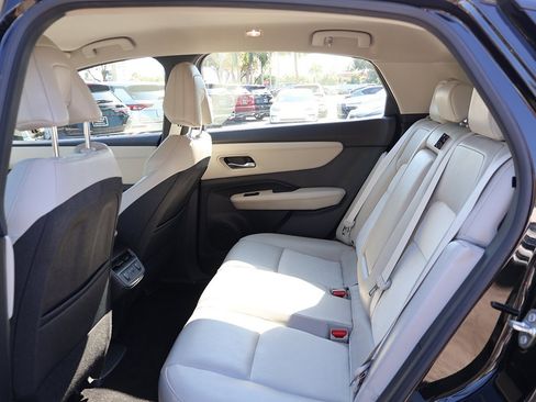 Used 2024 Nissan Ariya AWD image 37