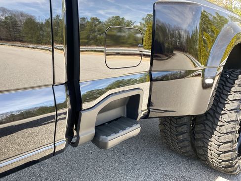 Used 2026 Ford F450 Platinum w/ Platinum Plus Package image 59