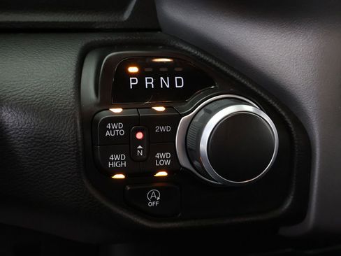 Used 2023 RAM 1500 Big Horn AWD/4WD image 32