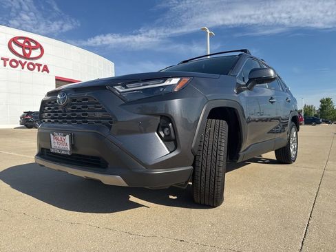 Used 2024 Toyota RAV4 Limited w/ Advanced Technology Package AWD/4WD image 6