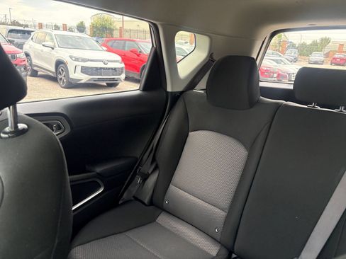 Used 2025 Kia Soul LX w/ LX Technology Package FWD image 29