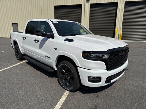 New 2026 RAM 1500 Big Horn AWD/4WD image 3