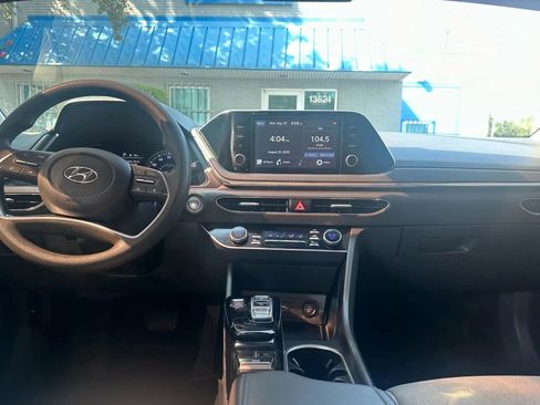 Used 2021 Hyundai Sonata SEL image 9