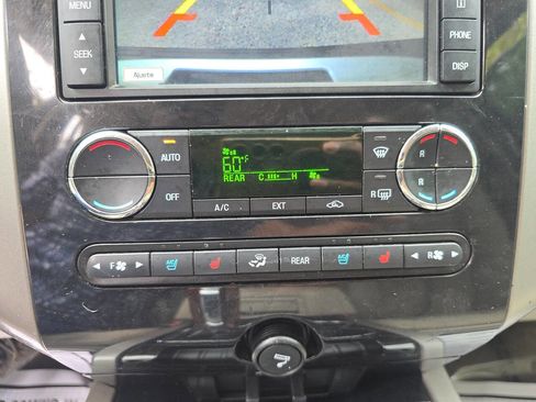 Used 2013 Ford Expedition Limited RWD image 17