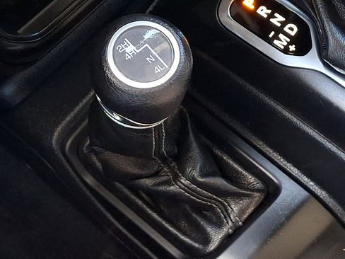 Certified 2025 Jeep Wrangler Unlimited Sport AWD/4WD image 24
