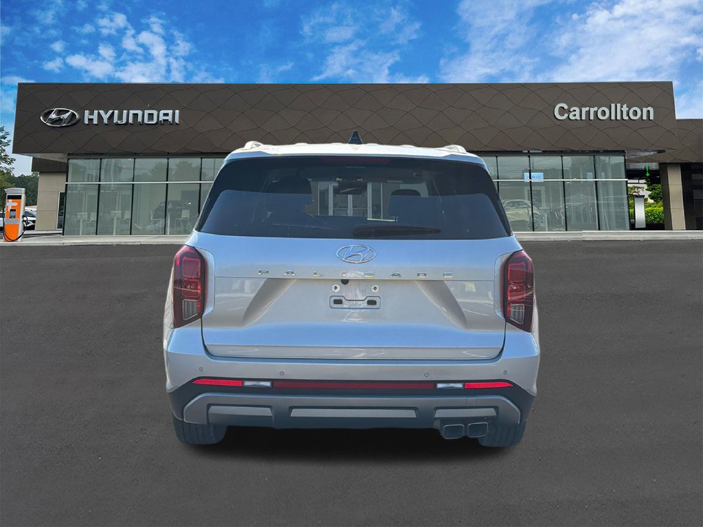 Used 2025 Hyundai Palisade SEL FWD image 6