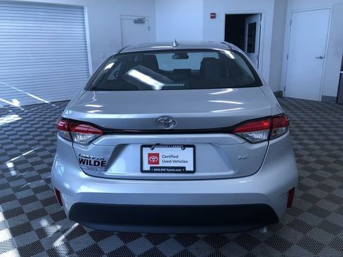 Certified 2025 Toyota Corolla LE image 13