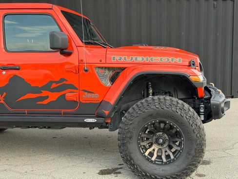 Used 2023 Jeep Wrangler Unlimited Rubicon 392 w/ Trailer Tow Package AWD/4WD image 4