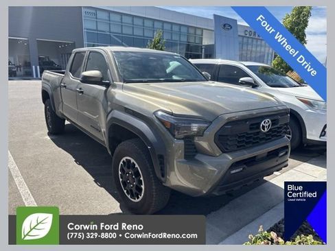 Used 2024 Toyota Tacoma TRD Off-Road w/ TRD Off Road Upgrade Package AWD/4WD image 1