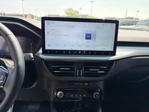 Certified 2024 Ford Escape Active w/ Tech Pack #1 AWD/4WD image 17