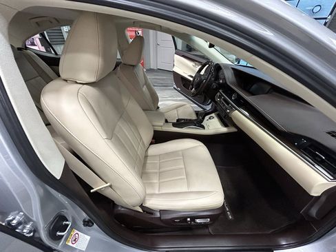 Used 2017 Lexus ES 350 350 w/ Luxury Package image 40