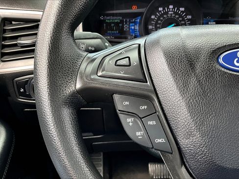 Used 2023 Ford Edge SEL image 22