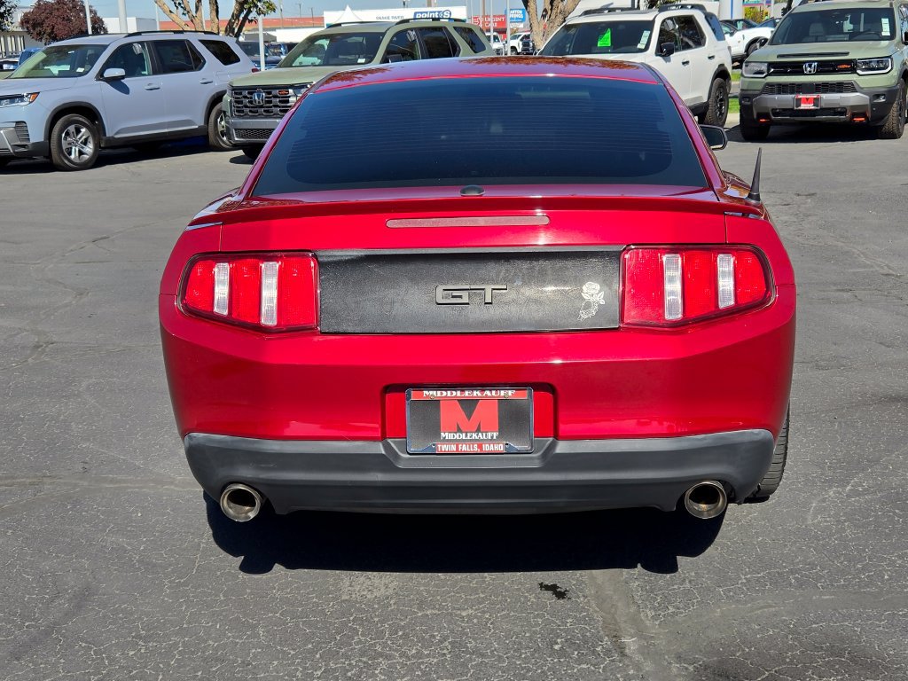 Used 2010 Ford Mustang GT RWD image 4