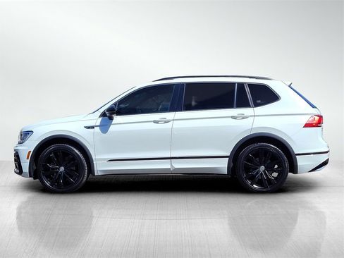 Used 2020 Volkswagen Tiguan SE R-Line image 7