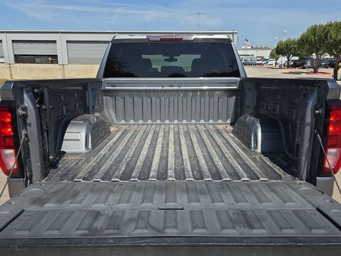 Used 2022 GMC Sierra 1500 Elevation RWD image 30