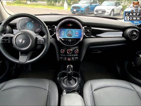 Used 2023 MINI Cooper 4-Door Hardtop image 15