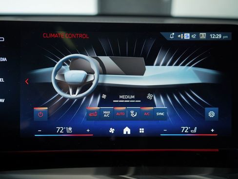 New 2026 BMW X1 xDrive28i w/ Technology Package image 18