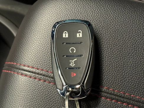 Used 2024 Chevrolet Equinox RS w/ RS Leather Package image 17