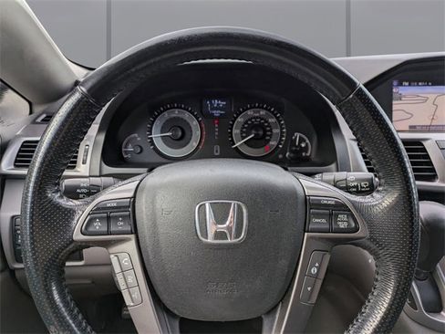 Used 2017 Honda Odyssey Touring Elite image 32