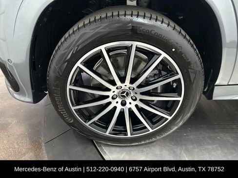 Certified 2026 Mercedes-Benz GLS 450 4MATIC image 36
