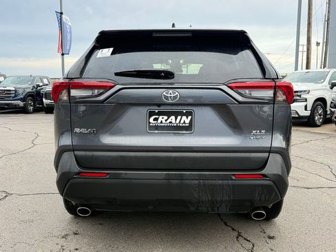 Used 2025 Toyota RAV4 XLE image 6