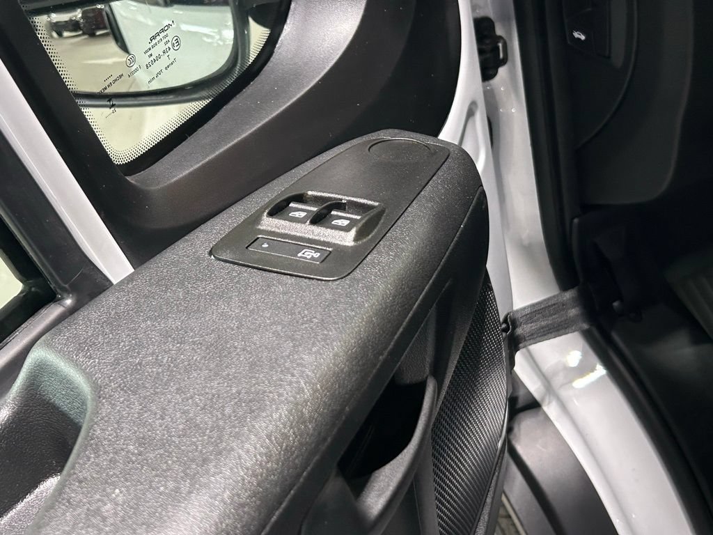 Used 2023 RAM ProMaster 2500 FWD image 34