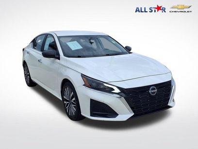 Used 2025 Nissan Altima 2.5 SV