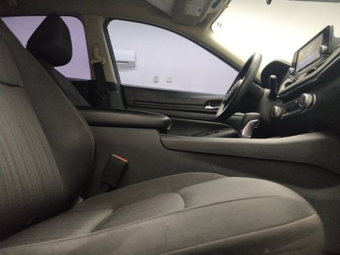 Used 2022 Nissan Altima 2.5 S FWD image 21