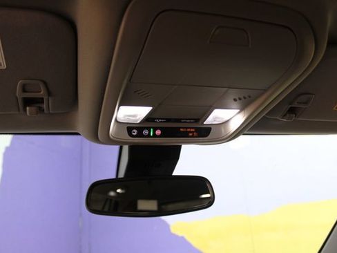 Used 2023 GMC Terrain SLE w/ Driver Convenience Package FWD image 21