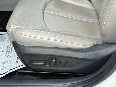 Used 2018 Hyundai Sonata Limited FWD image 16