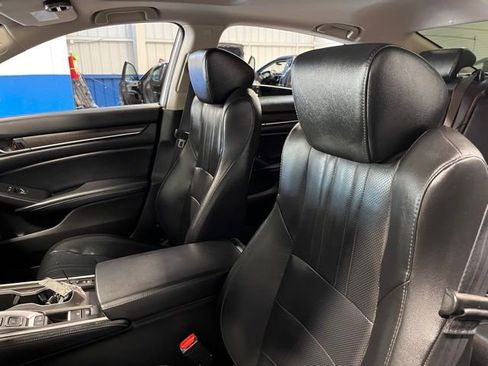 Used 2021 Honda Accord Touring image 23