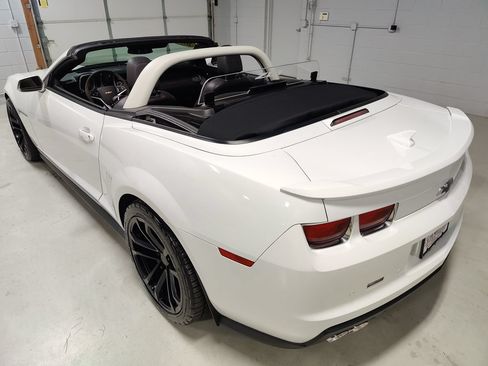 Used 2013 Chevrolet Camaro ZL1 RWD image 23