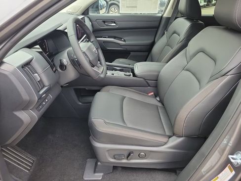 New 2026 Nissan Pathfinder SL AWD/4WD image 19