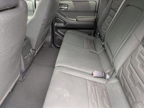 Used 2024 Nissan Frontier Pro-X w/ Pro Convenience Package RWD image 16