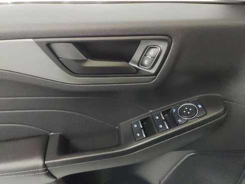 Certified 2025 Ford Escape Active FWD image 16